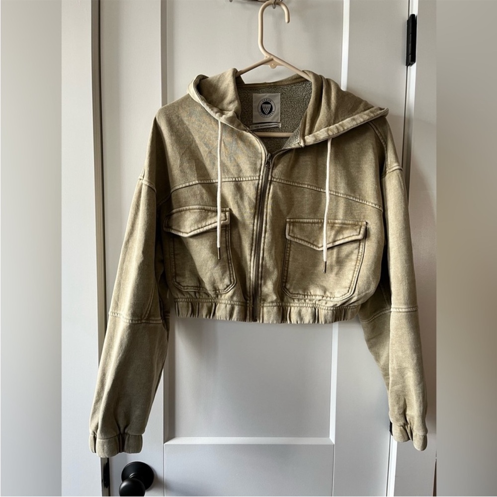 Urban Outfitters cropped washed out hoodie, size S